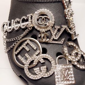 ❤️❤️❤️Silver Croc Charms 8pcs Set